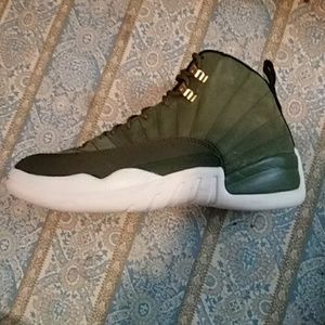 Jordan 12s